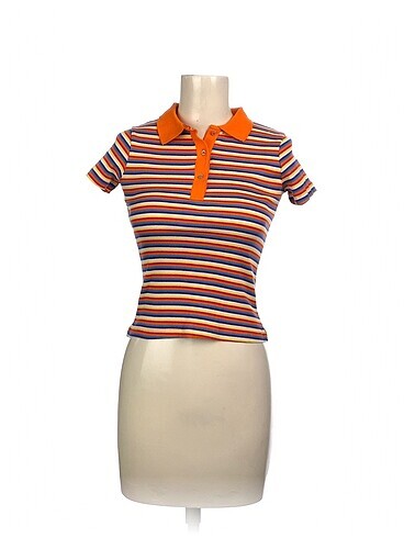 PreLoved T-shirt %70 İndirimli.