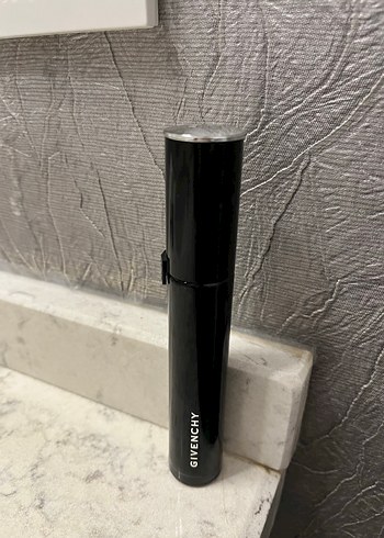 Givenchy L'Interdit Maskara Couture Volume Siyah - Görsel 3