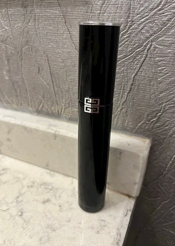 Givenchy L'Interdit Maskara Couture Volume Siyah - Görsel 2