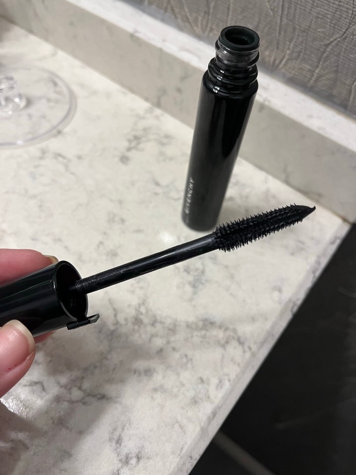 Givenchy L'Interdit Maskara Couture Volume Siyah - Görsel 5