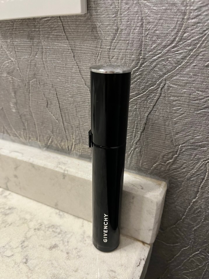 Givenchy L'Interdit Maskara Couture Volume Siyah - Görsel 3