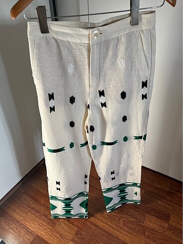 Zara nakış işli keten pantolon