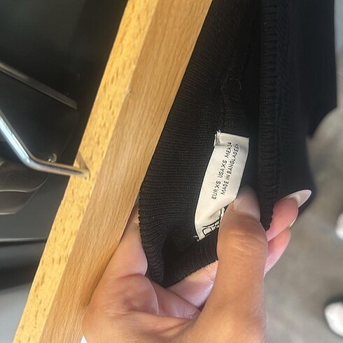 xs Beden siyah Renk Zara triko etek