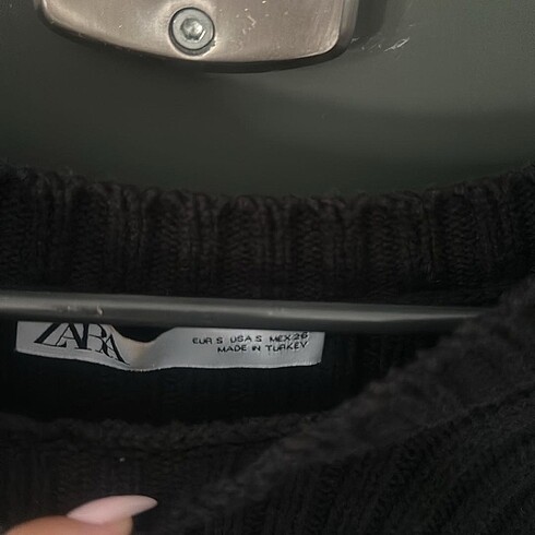 Zara Zara crop kazak