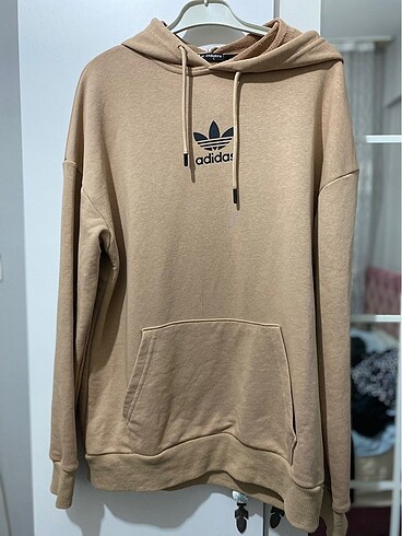 Adidas Sweatshirt