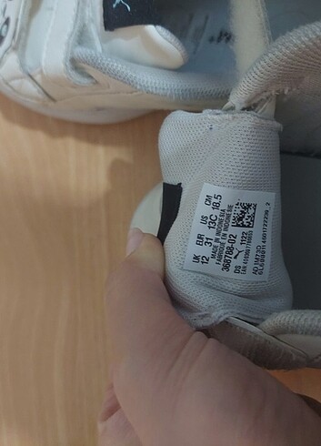 31 Beden beyaz Renk PUMA KIZ COCUK AYAKKABISI 