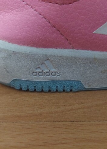 32 Beden pembe Renk ADIDAS COCUK AYAKKABISI