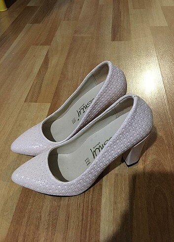 #stiletto