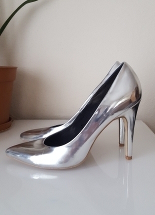 gümüz stiletto
