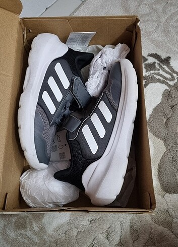 Adidas Adidas spor ayakkabi 30 numara
