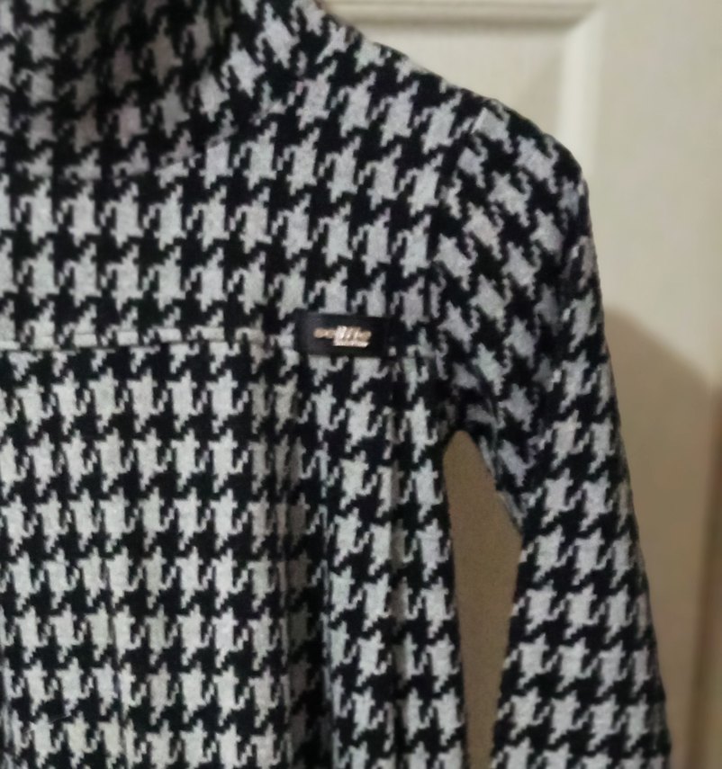 6  7 yaş kız çocuk  kaz ayak bluz - Görsel 2