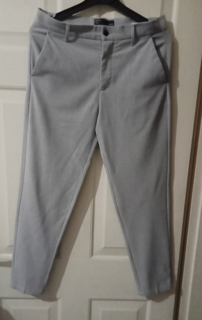 Bershka 36  38 beden bel 41 boy 93 cm pilesiz  erkek pantolon - Görsel 2