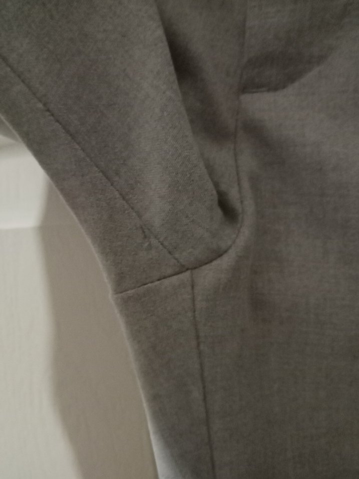 Bershka 36  38 beden bel 41 boy 93 cm pilesiz  erkek pantolon - Görsel 4