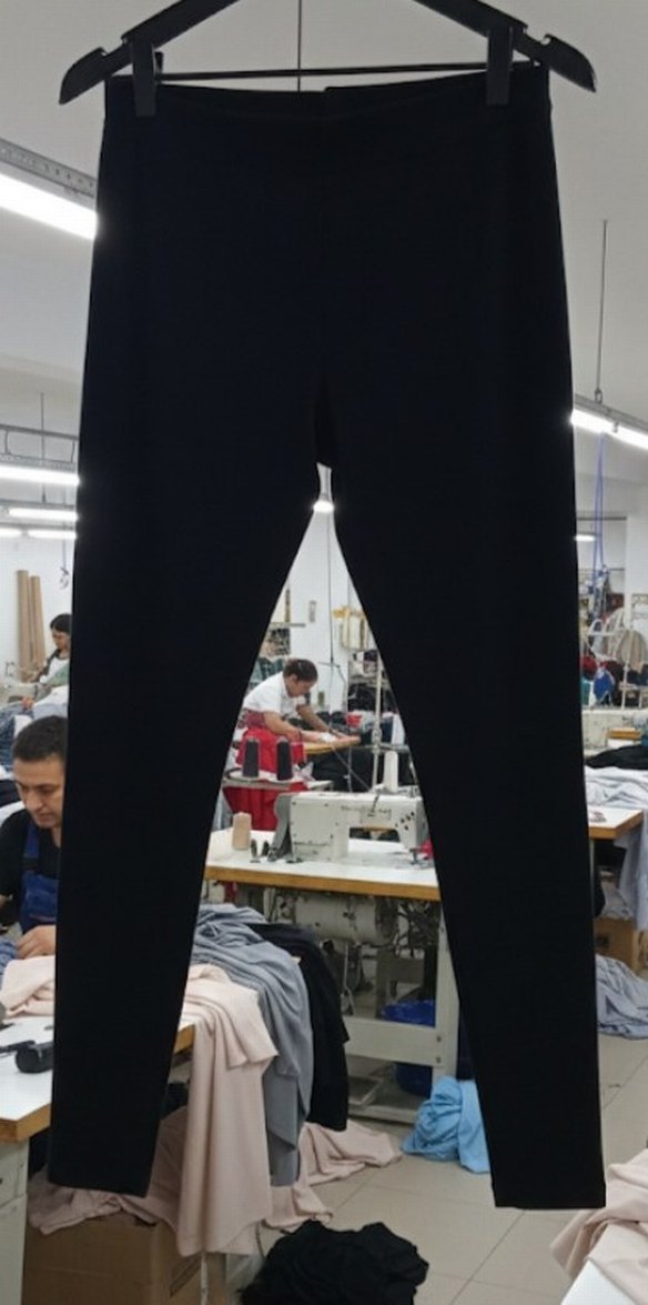 ashion Smith S beden sıfır siyah kadife tayt - Görsel 3