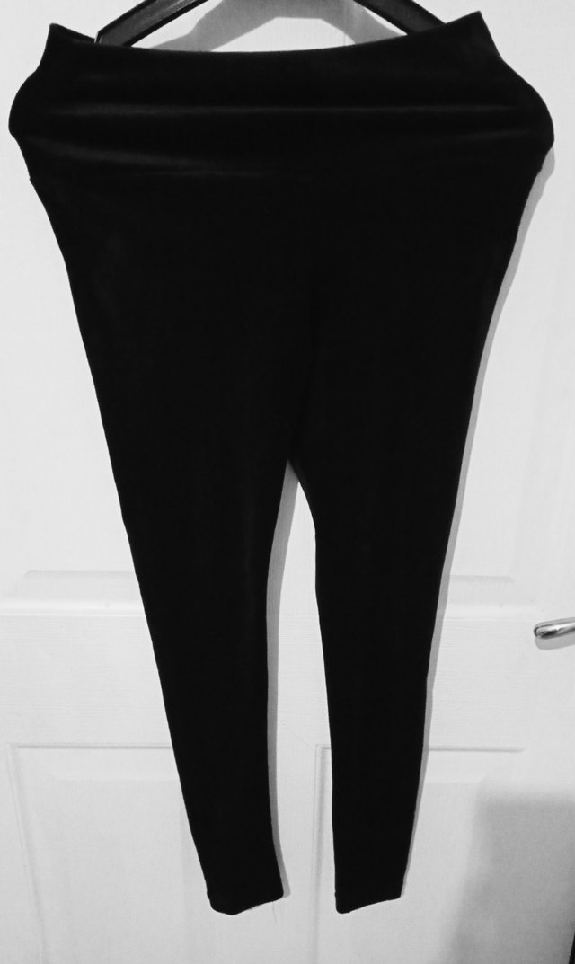 ashion Smith S beden sıfır siyah kadife tayt - Görsel 4