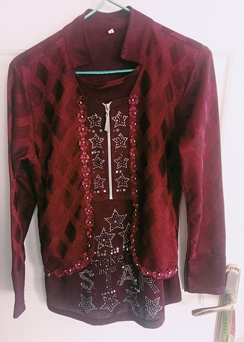 bordo yazı taş boncuk detaylı