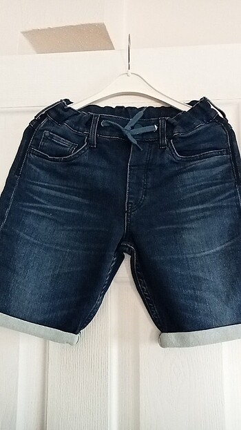 10 11 yas H&M kot şort bel lastikli ayarlanıyor