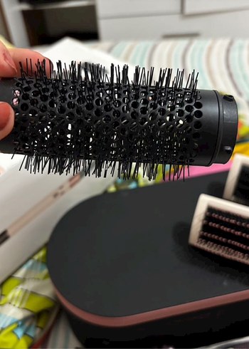 Beden Renk Pembe ve Siyah Saç Şekillendirici Set