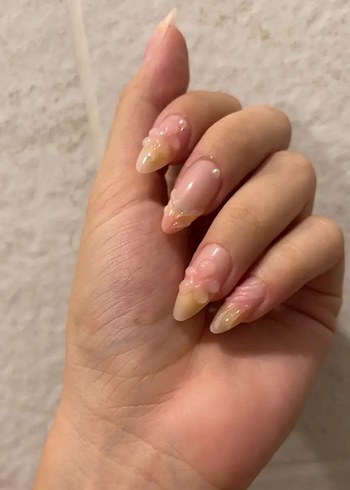 Pastel Bej Tırnak Süslemeleri - Görsel 2