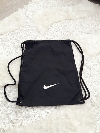 nike spor çanta