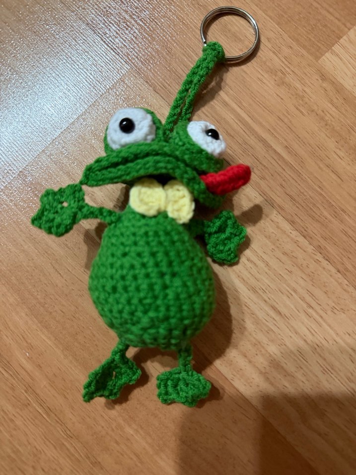Renkli Yeşil Örgü Kurbağa  anahtarlik - Görsel 4