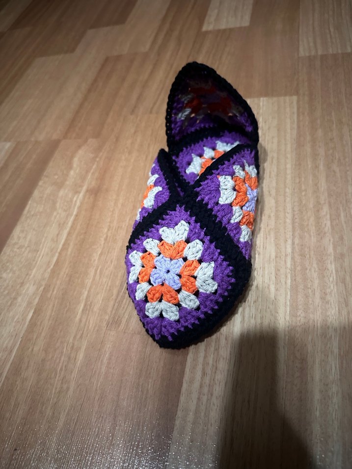 Renkli Nakışlı Örgü Kadın patik - Görsel 2