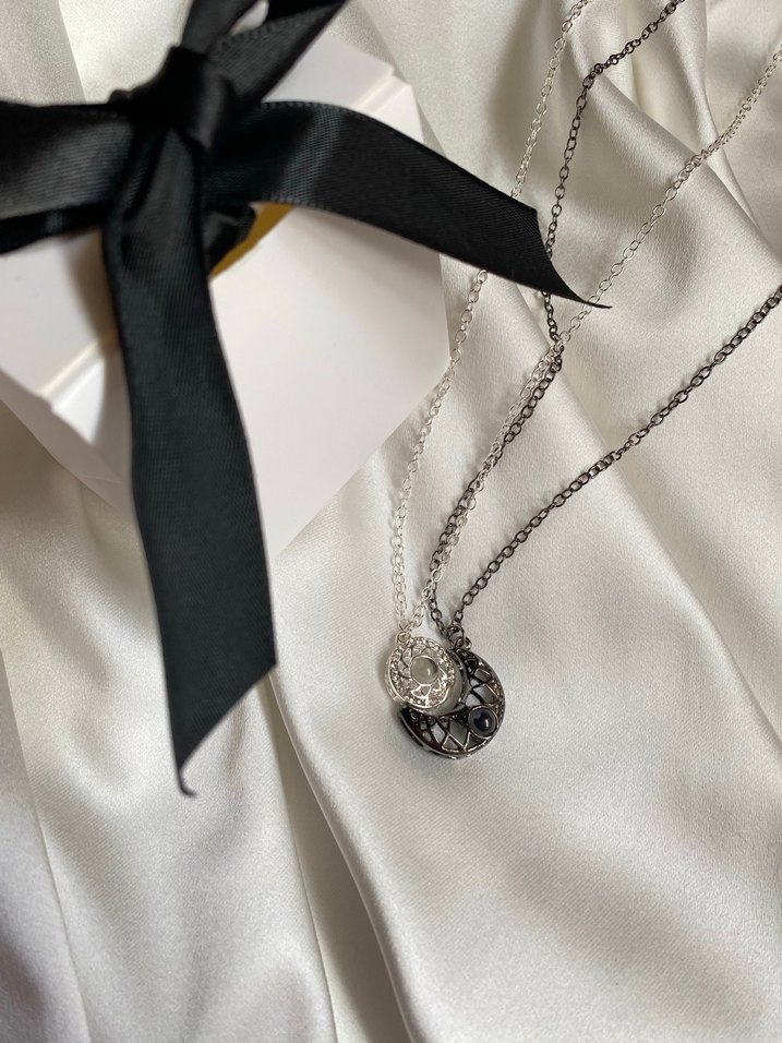 Projeksiyonlu Çift Kolyesi Ay&Güneş - Görsel 3