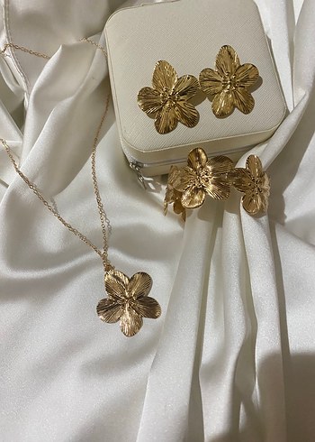 Vintage Çiçek Kolye - Görsel 2