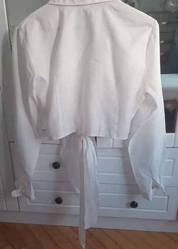 Düğmeli Beyaz Keten Kadın Gömlek - Görsel 3