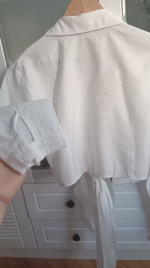 Düğmeli Beyaz Keten Kadın Gömlek - Görsel 4