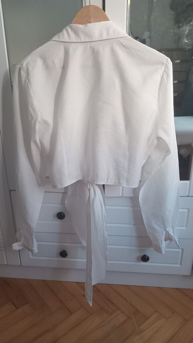 Düğmeli Beyaz Keten Kadın Gömlek - Görsel 3