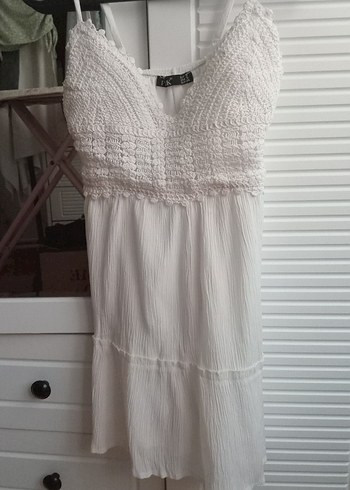 İnce Askılı Beyaz Nakışlı Mini Örgü Elbise - Görsel 5