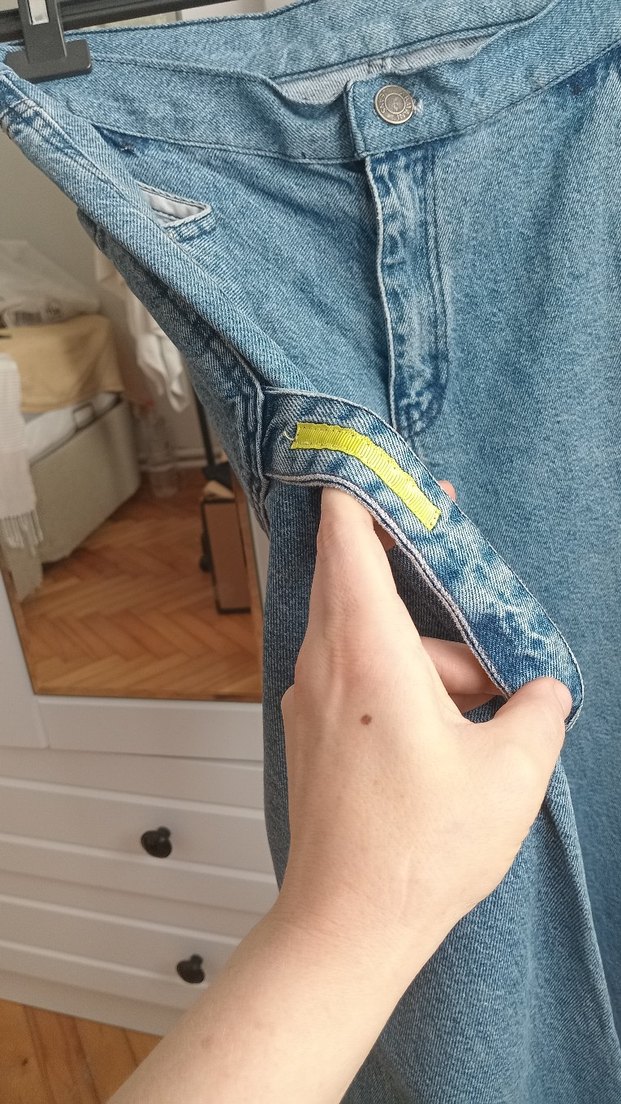 Mavi Beli Kemerli Rahat Kesim Denim Pantolon - Görsel 4