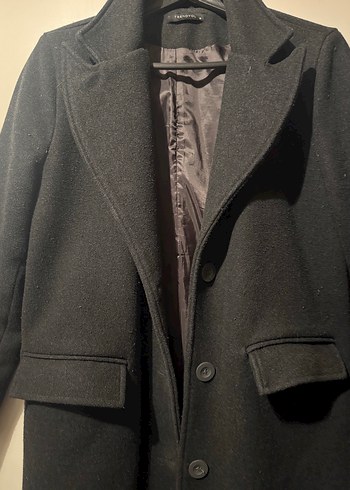 Siyah Uzun Düğmeli Kaban - Görsel 4