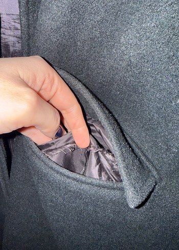 Siyah Uzun Düğmeli Kaban - Görsel 5