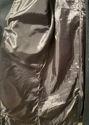 Siyah Uzun Düğmeli Kaban - Görsel 2