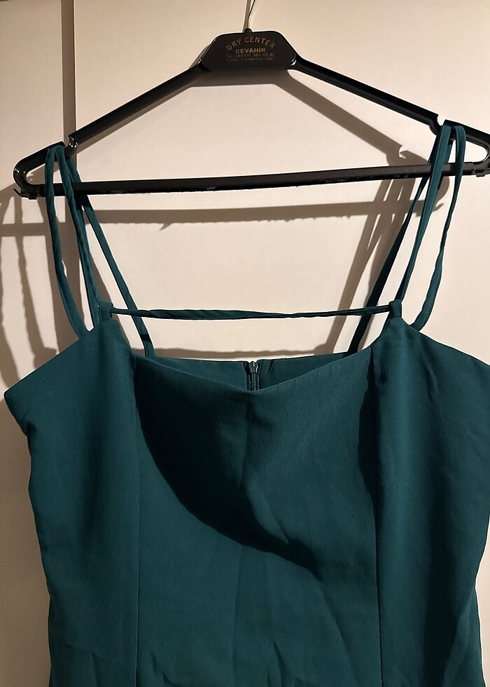 Yeşil elbise - Görsel 2