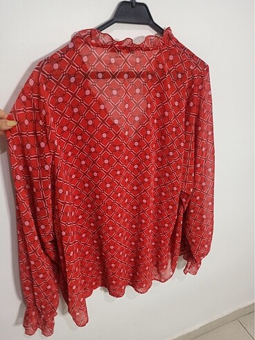 Zara Bluz desenli