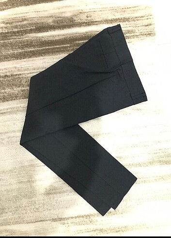 42 Beden siyah Renk Kumaş pantolon 