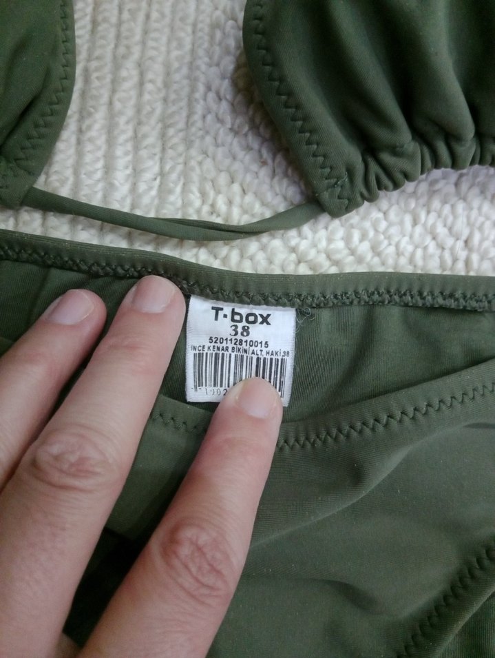 Yeşil Askılı Kadın Bikini - Görsel 3