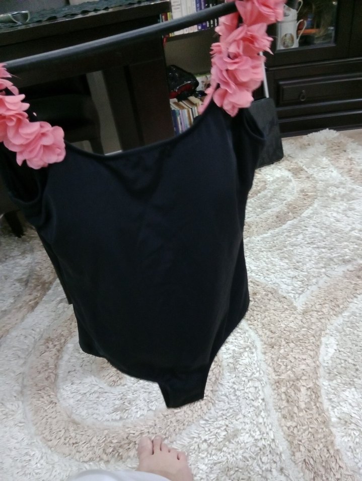 Pembe Fırfırlı Strappy Kadın Mayo - Görsel 3