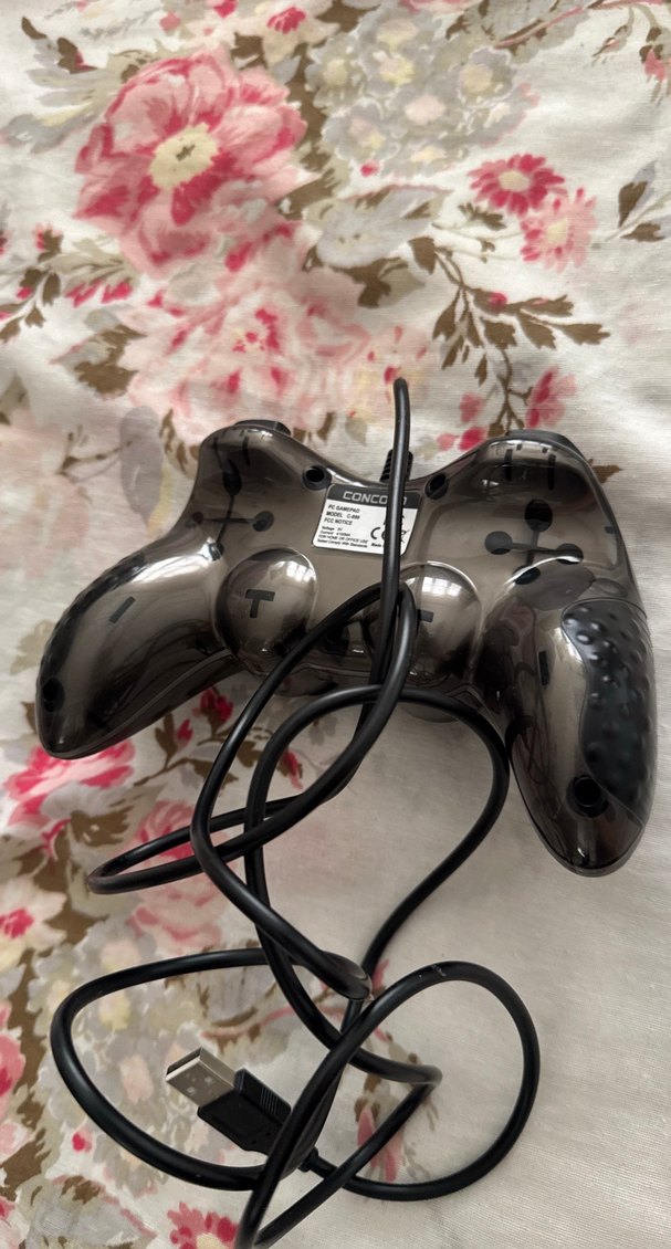 Gri Kablolu Oyun Kumandası - Görsel 3