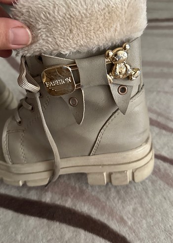 Bej Süet Kürklü çocuk Dolgu Topuk Bot - Görsel 3