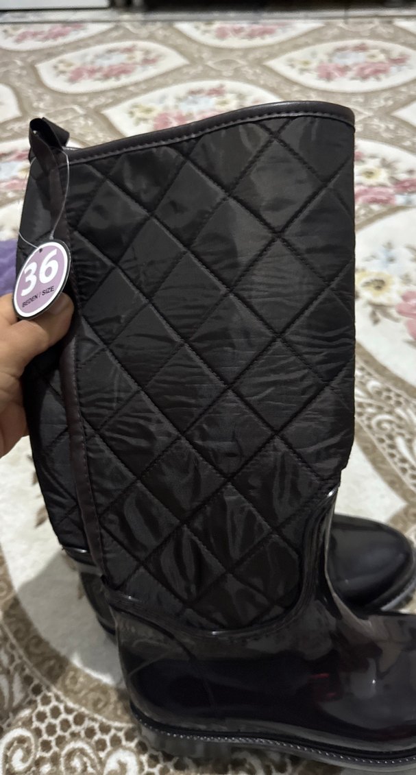 Dikiş  Detaylı Siyah Dizüstü Kadın Bot - Görsel 5