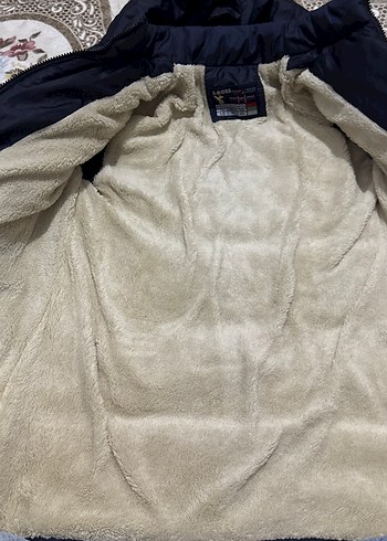 Koyu Mavi Kapüşonlu Kadın Kışlık Mont - Görsel 7