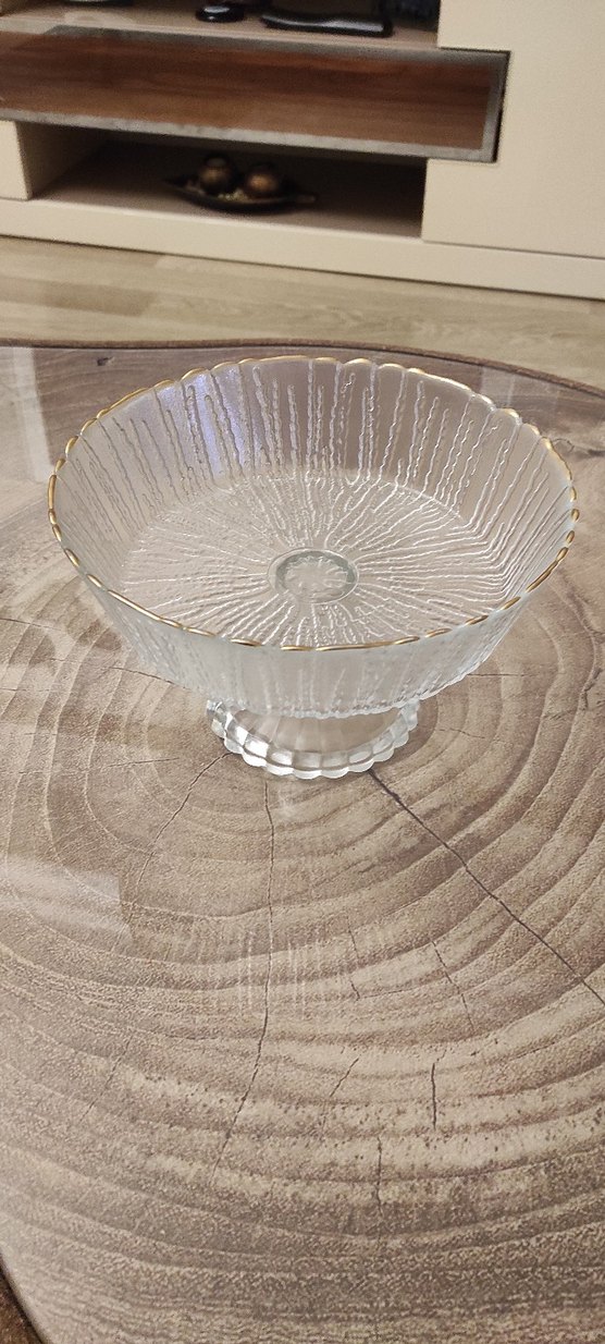 Altın yaldızlı cam ayaklı kase - Görsel 2