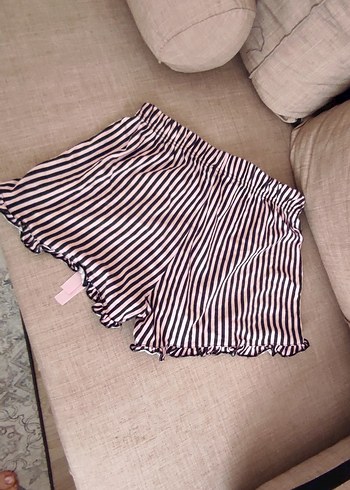 s Beden Pembe Zebra Desenli Pilili Mini Şort