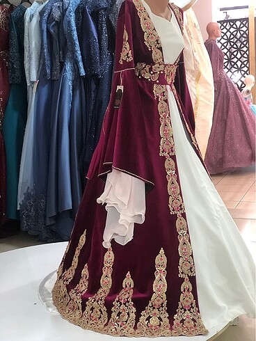 Pınar Şems Pembe kaftan bindallı kınalık