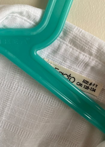 Beyaz Keten Düğmeli Erkek Çocuk Gömlek - Görsel 3