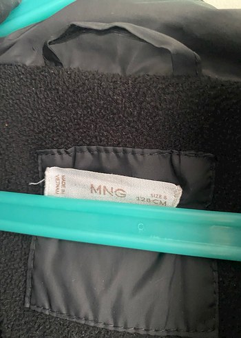 Siyah Fermuarlı Erkek Çocuk Mont - Görsel 2